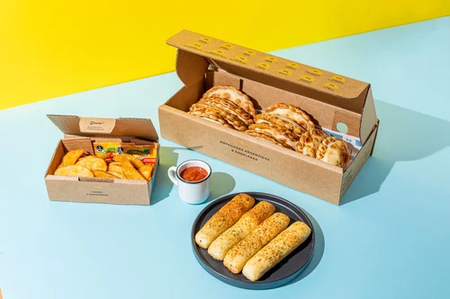 15 Empanadas + Papas Gauchas + Pampitas