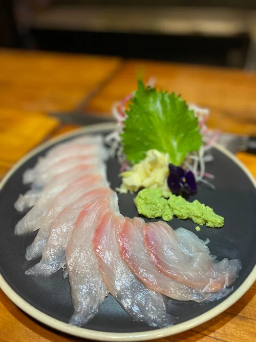 SASHIMI DE KAMPACHI CORTE FINO
