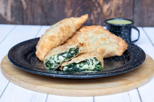 Empanada de Espinaca y queso