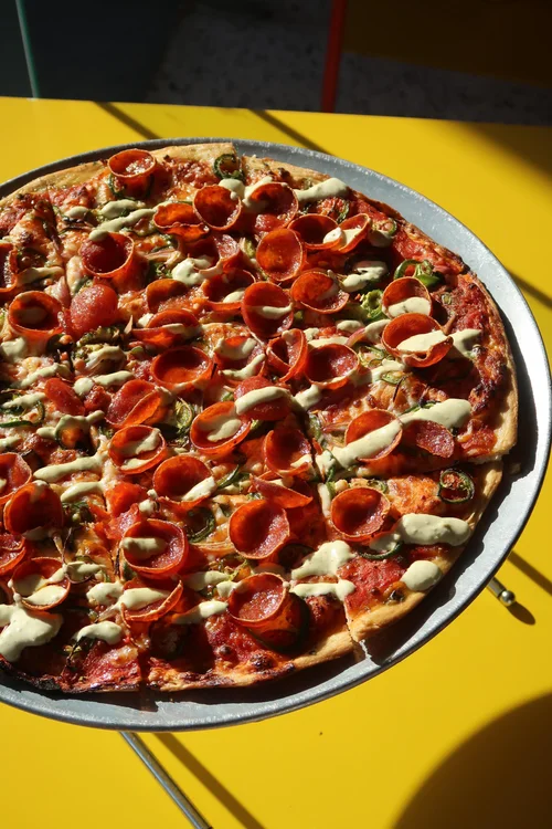 Hot Jalapeño Pizza Thin Crust