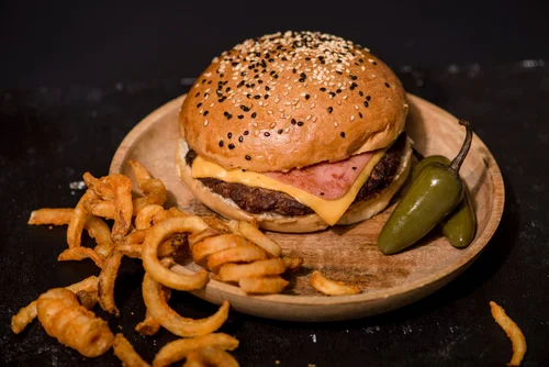 Hamburguesa con Jamón y Queso