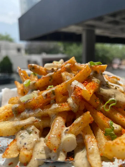 Togarashi ranch fries