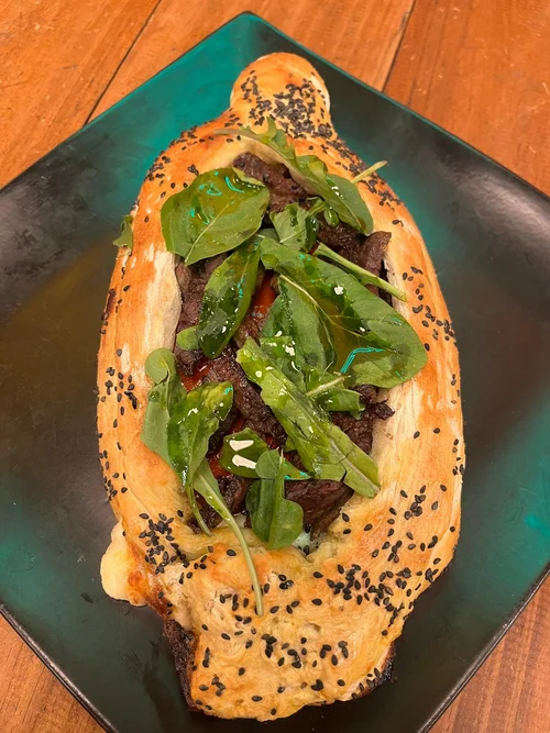 CALZONE CRIOLLO DE CARNE