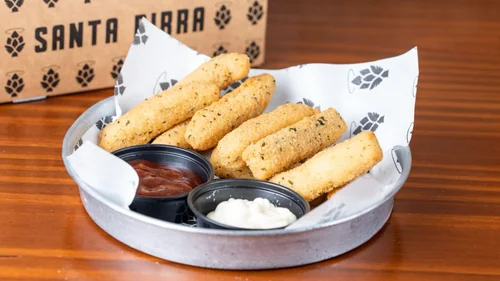 BASTONES DE MUZZARELLA