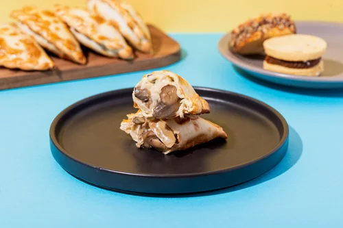 Empanada de Champiñones con Queso