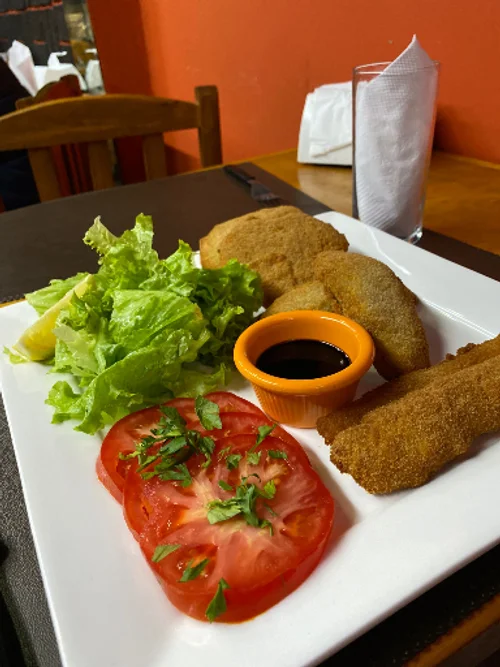Mix de milanesas combinadas con verduras