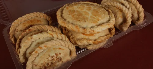 Surtido de Empanadas y Coyotas 10 Piezas