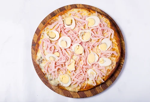 Pizzeta jamón y huevo duro