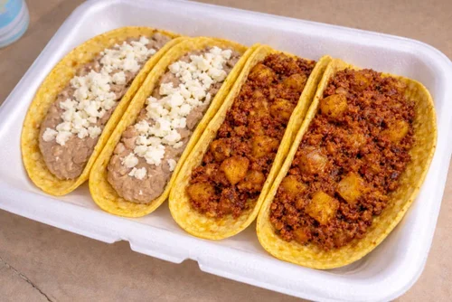Tacos de maíz 4 pzas